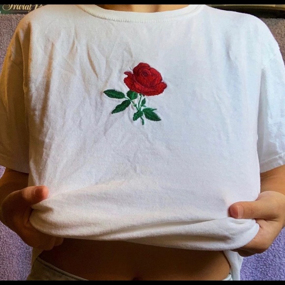 Brandy rose tee - Picture 2 of 3